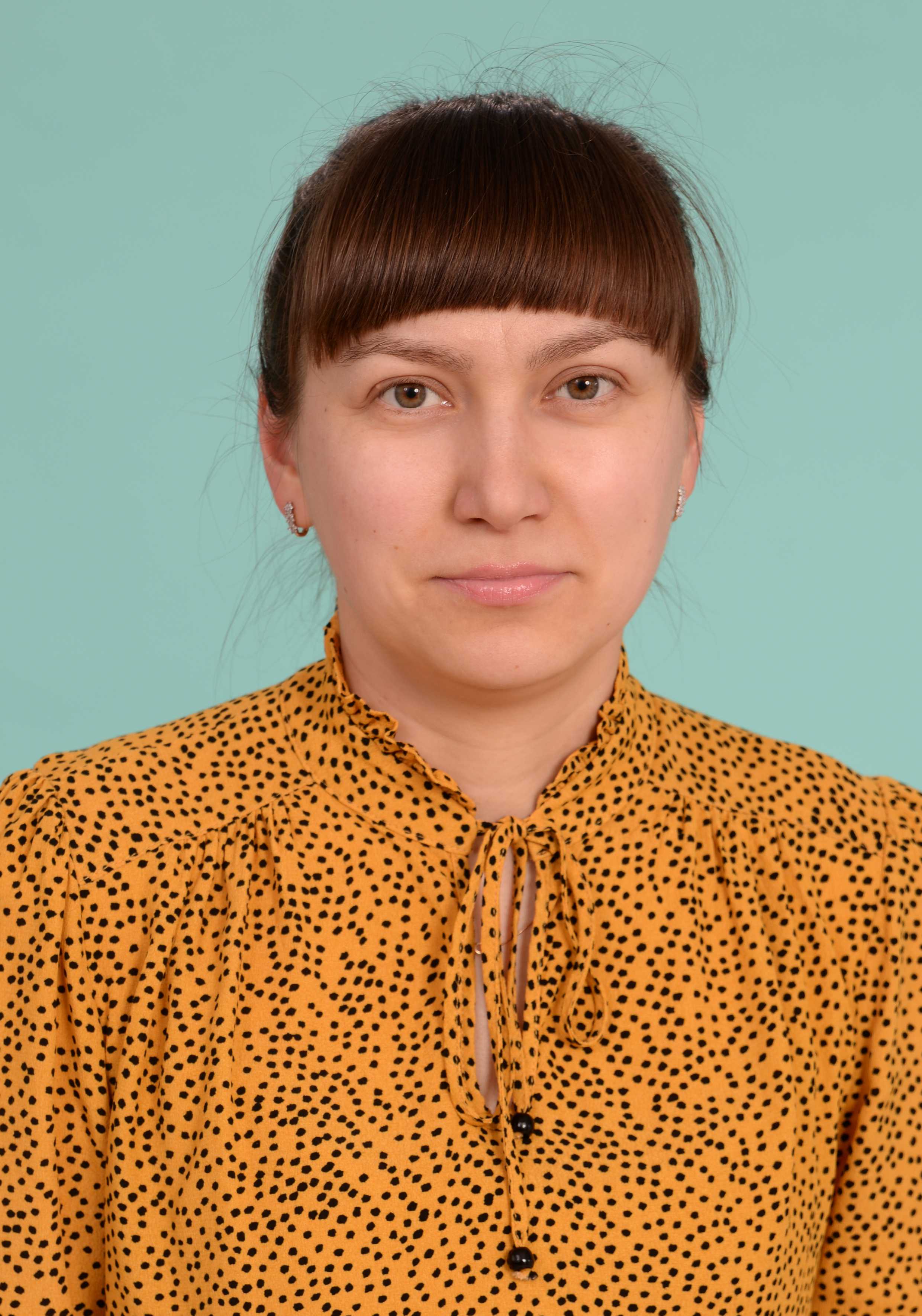 Базарашвили Елена Геннадьевна.